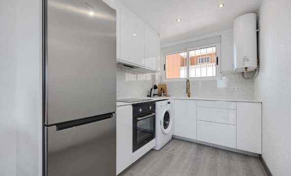 Herverkoop - 1. Appartement / flat - Punta Prima - Costa Blanca Zuid