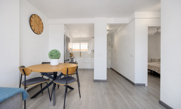 Herverkoop - 1. Appartement / flat - Punta Prima - Costa Blanca Zuid