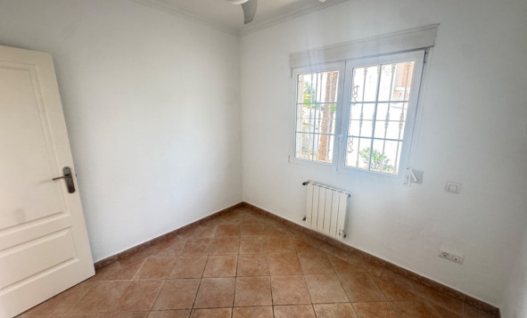 Herverkoop - 3. Halfvrijstaand huis - San Miguel de Salinas - Costa Blanca Zuid