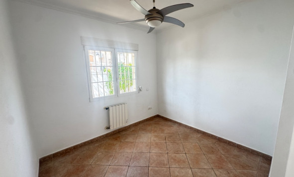 Herverkoop - 3. Halfvrijstaand huis - San Miguel de Salinas - Costa Blanca Zuid