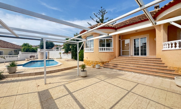 Herverkoop - 3. Halfvrijstaand huis - San Miguel de Salinas - Costa Blanca Zuid