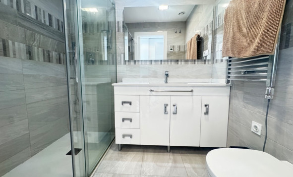 Herverkoop - 1. Appartement / flat - Punta Prima - Costa Blanca Zuid