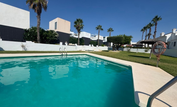 Herverkoop - 2. Town house / tussenwoning - Orihuela Costa - Costa Blanca Zuid