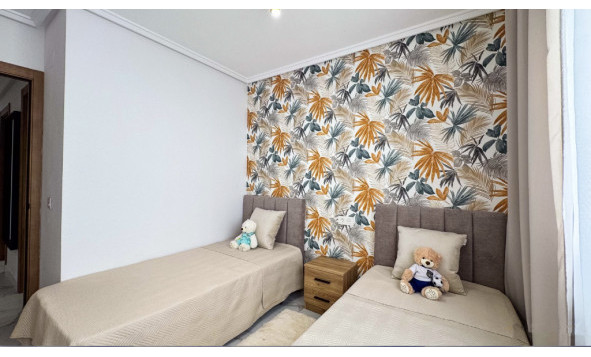 Herverkoop - 1. Appartement / flat - Torrevieja - Costa Blanca Zuid