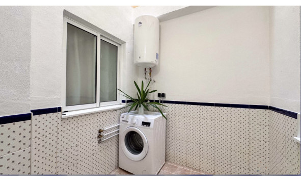 Herverkoop - 1. Appartement / flat - Torrevieja - Costa Blanca Zuid