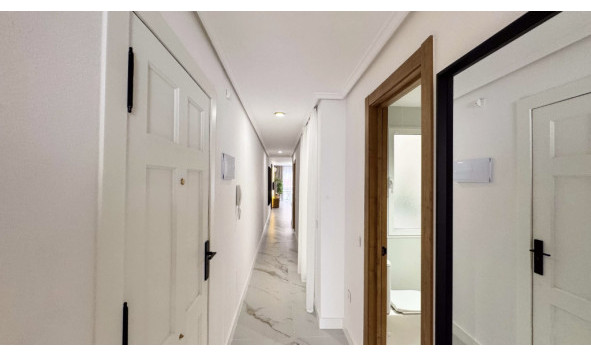 Herverkoop - 1. Appartement / flat - Torrevieja - Costa Blanca Zuid