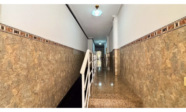 Herverkoop - 1. Appartement / flat - Torrevieja - Costa Blanca Zuid