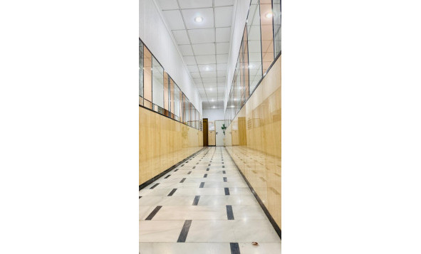 Herverkoop - 1. Appartement / flat - Torrevieja - Costa Blanca Zuid