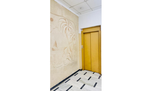 Herverkoop - 1. Appartement / flat - Torrevieja - Costa Blanca Zuid