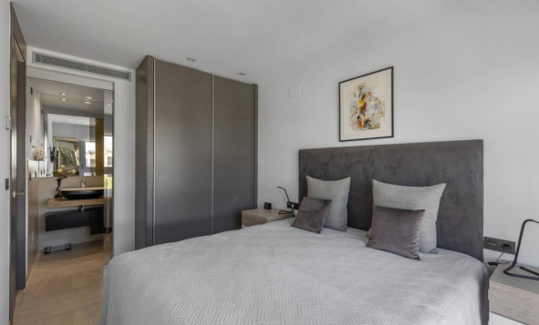 Resale - 1. Apartment / flat - Cabo Roig - Costa Blanca South