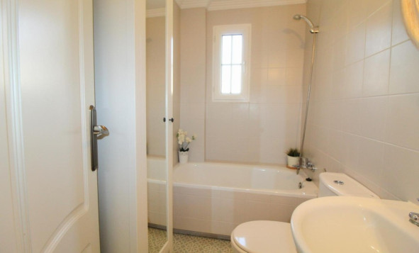 Herverkoop - 1. Appartement / flat - Torrevieja - Costa Blanca Zuid