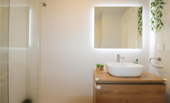 Herverkoop - 1. Appartement / flat - Torrevieja - Costa Blanca Zuid