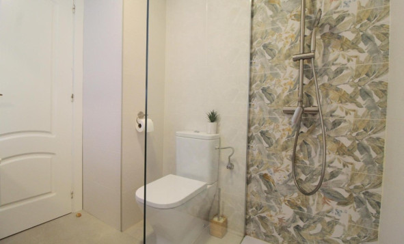 Herverkoop - 1. Appartement / flat - Torrevieja - Costa Blanca Zuid