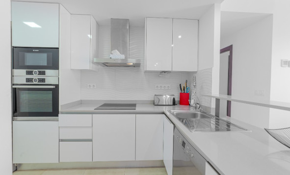 Herverkoop - 1. Appartement / flat - Punta Prima - Costa Blanca Zuid