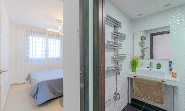 Herverkoop - 1. Appartement / flat - Punta Prima - Costa Blanca Zuid