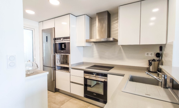 Herverkoop - 1. Appartement / flat - Punta Prima - Costa Blanca Zuid