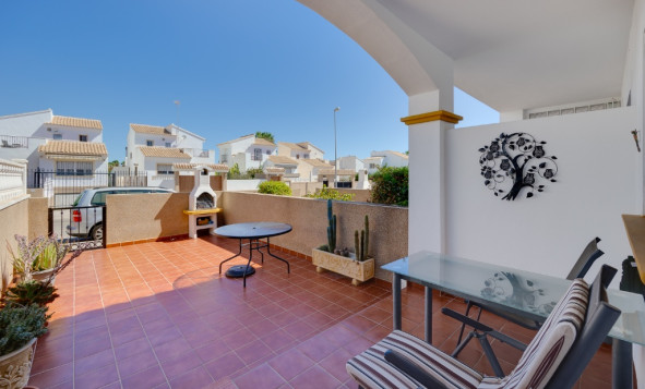 Herverkoop - 2. Town house / tussenwoning - Punta Prima - Costa Blanca Zuid
