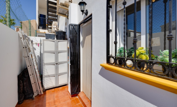 Herverkoop - 2. Town house / tussenwoning - Punta Prima - Costa Blanca Zuid