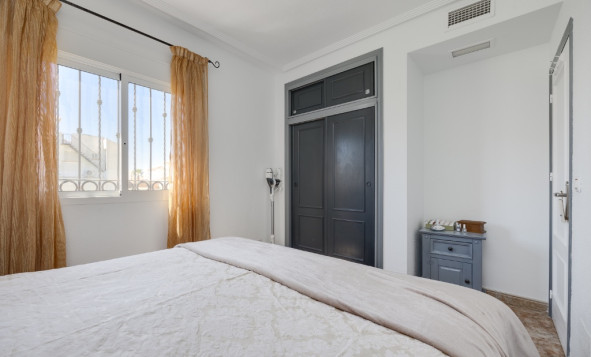 Herverkoop - 2. Town house / tussenwoning - Punta Prima - Costa Blanca Zuid