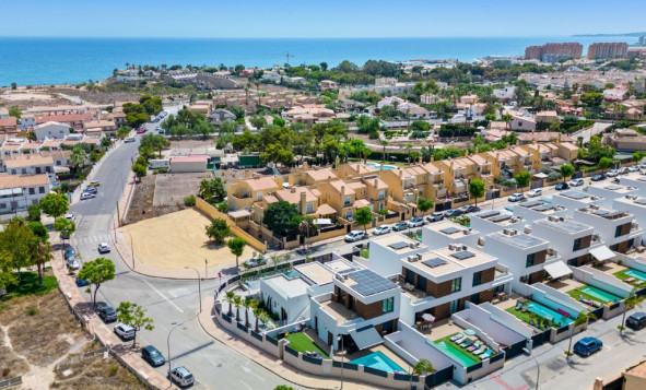 Herverkoop - 3. Halfvrijstaand huis - Alicante - Costa Blanca Noord