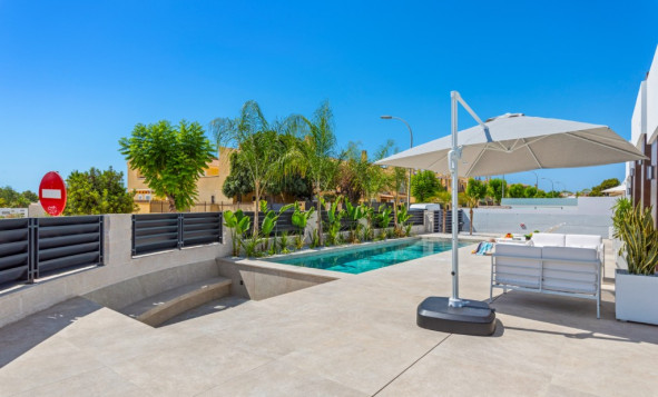 Herverkoop - 3. Halfvrijstaand huis - Alicante - Costa Blanca Noord