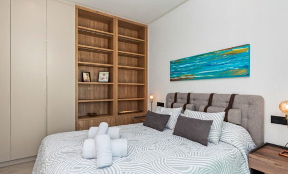 Herverkoop - 3. Halfvrijstaand huis - Alicante - Costa Blanca Noord