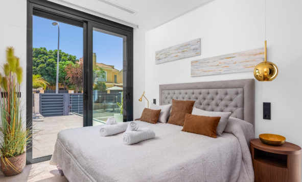 Herverkoop - 3. Halfvrijstaand huis - Alicante - Costa Blanca Noord