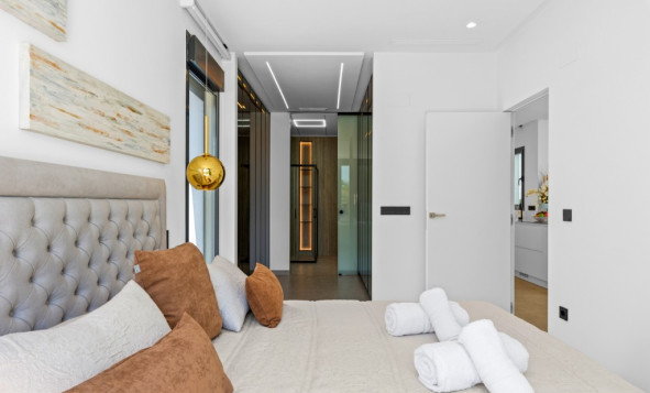 Herverkoop - 3. Halfvrijstaand huis - Alicante - Costa Blanca Noord