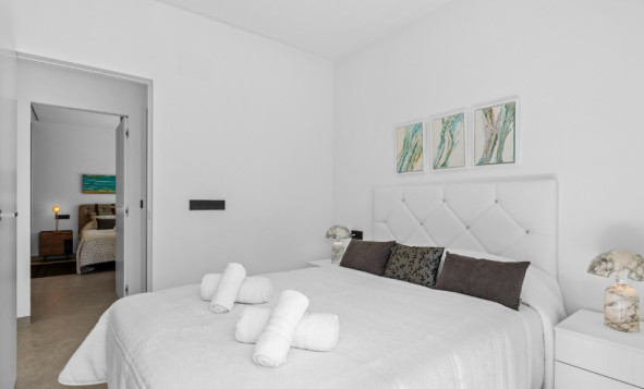 Herverkoop - 3. Halfvrijstaand huis - Alicante - Costa Blanca Noord