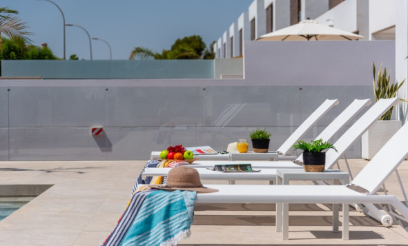 Herverkoop - 3. Halfvrijstaand huis - Alicante - Costa Blanca Noord