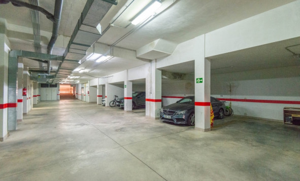 Herverkoop - 1. Appartement / flat - Villamartin - Costa Blanca Zuid