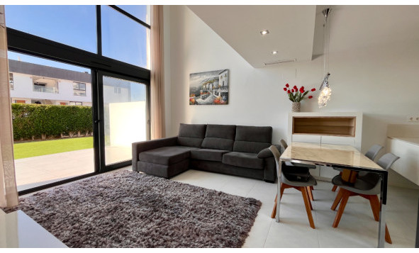 Herverkoop - 4. Halfvrijstaande villa - Los Dolses - Costa Blanca Zuid