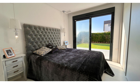 Herverkoop - 4. Halfvrijstaande villa - Los Dolses - Costa Blanca Zuid