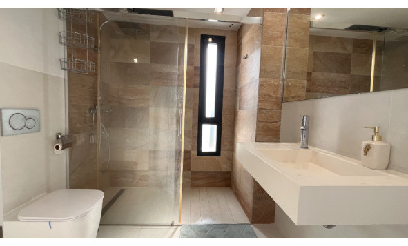 Herverkoop - 4. Halfvrijstaande villa - Los Dolses - Costa Blanca Zuid