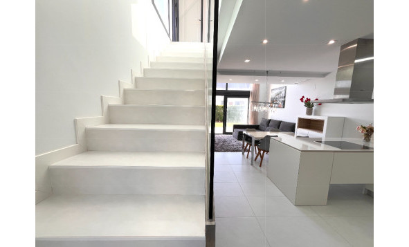 Herverkoop - 4. Halfvrijstaande villa - Los Dolses - Costa Blanca Zuid