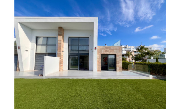 Herverkoop - 4. Halfvrijstaande villa - Los Dolses - Costa Blanca Zuid