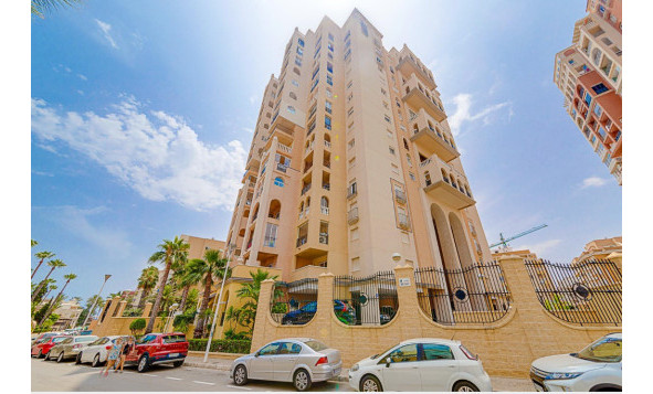 Herverkoop - 1. Appartement / flat - Torrevieja - Costa Blanca Zuid