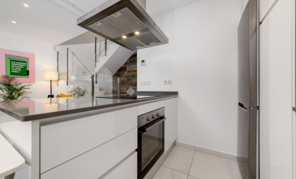 Herverkoop - 4. Halfvrijstaande villa - Orihuela Costa - Costa Blanca Zuid