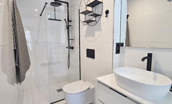 Herverkoop - 1. Appartement / flat - Punta Prima - Costa Blanca Zuid