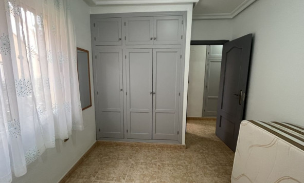 Herverkoop - 4. Halfvrijstaande villa - Almoradí - Costa Blanca Zuid