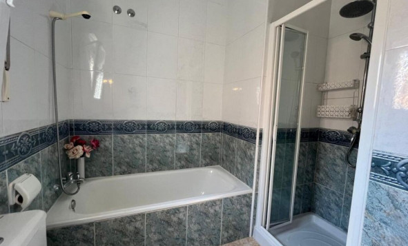 Herverkoop - 4. Halfvrijstaande villa - Almoradí - Costa Blanca Zuid