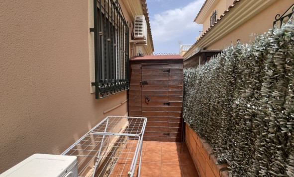 Herverkoop - 4. Halfvrijstaande villa - Almoradí - Costa Blanca Zuid