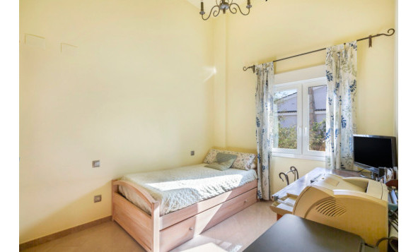 Herverkoop - 3. Halfvrijstaand huis - Torrevieja - Costa Blanca Zuid