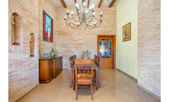 Herverkoop - 3. Halfvrijstaand huis - Torrevieja - Costa Blanca Zuid