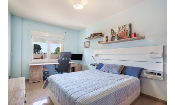 Herverkoop - 3. Halfvrijstaand huis - Torrevieja - Costa Blanca Zuid