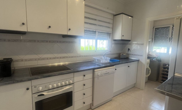 Herverkoop - 4. Halfvrijstaande villa - Algorfa - Costa Blanca Zuid