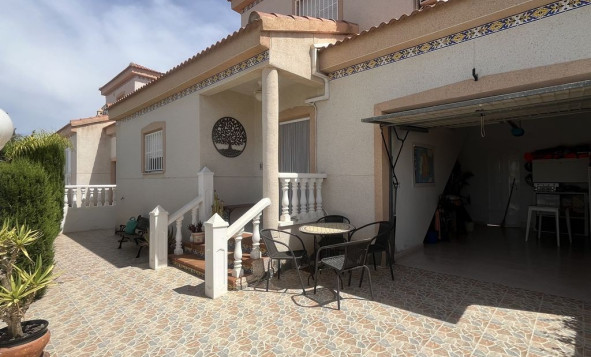 Herverkoop - 4. Halfvrijstaande villa - Algorfa - Costa Blanca Zuid