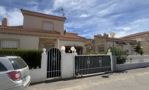 Herverkoop - 4. Halfvrijstaande villa - Algorfa - Costa Blanca Zuid