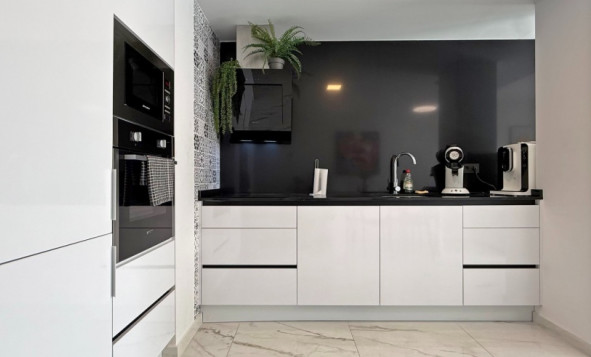 Herverkoop - 1. Appartement / flat - Los Altos - Costa Blanca Zuid