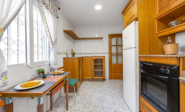 Herverkoop - 1. Appartement / flat - Torrevieja - Costa Blanca Zuid